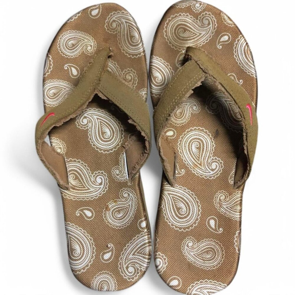 2000s Nike Paisley Flip-Flops